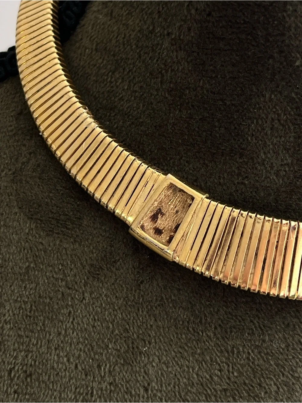Authentic Vintage Dior Rhinestone Pavé Gold Thick Ribbed Chain Choker Necklace